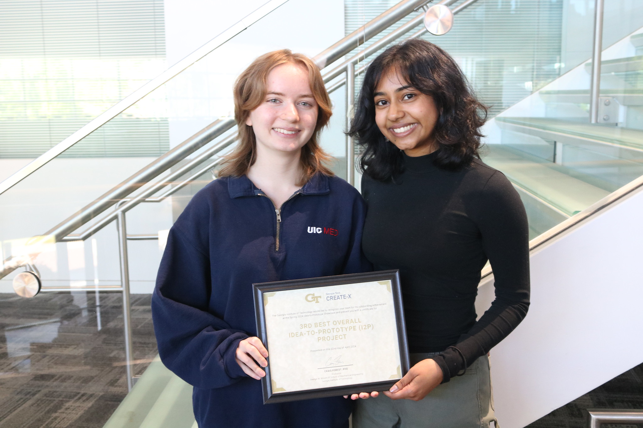 Electrosuit, a startup by Aubrey Hall and Sherya Chakraborty, secured third place in the Spring 2024 I2P Showcase, and their product, a garment for at-home electrical stimulation, targets individuals with chronic pain or motor impairments.&nbsp;